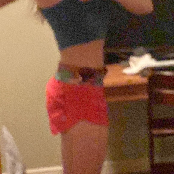 Lululemon Speed Up Short size 2 pink Fuchsia/zen garden multi like new condition - Picture 13 of 13